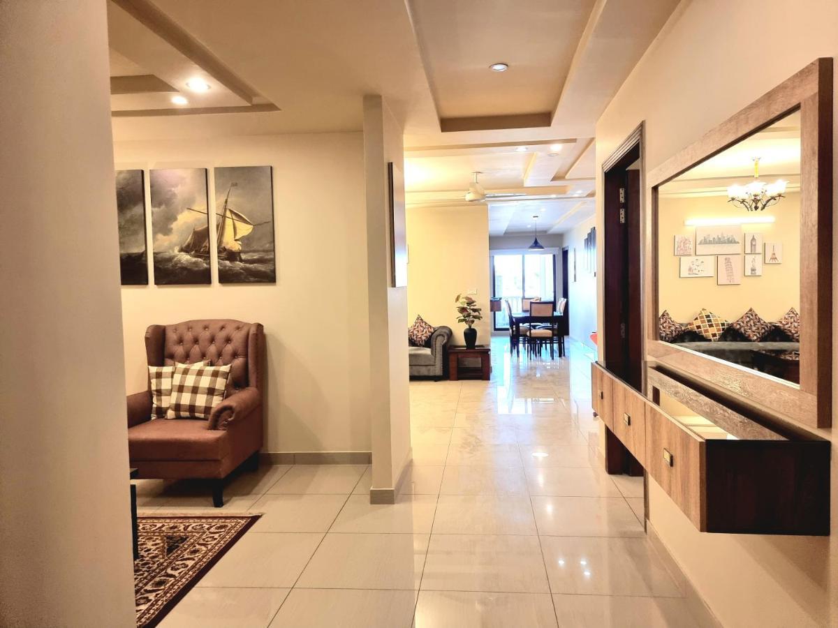 Luxurious Landing Apartments & Suites Bahria Town 라왈핀디 외부 사진