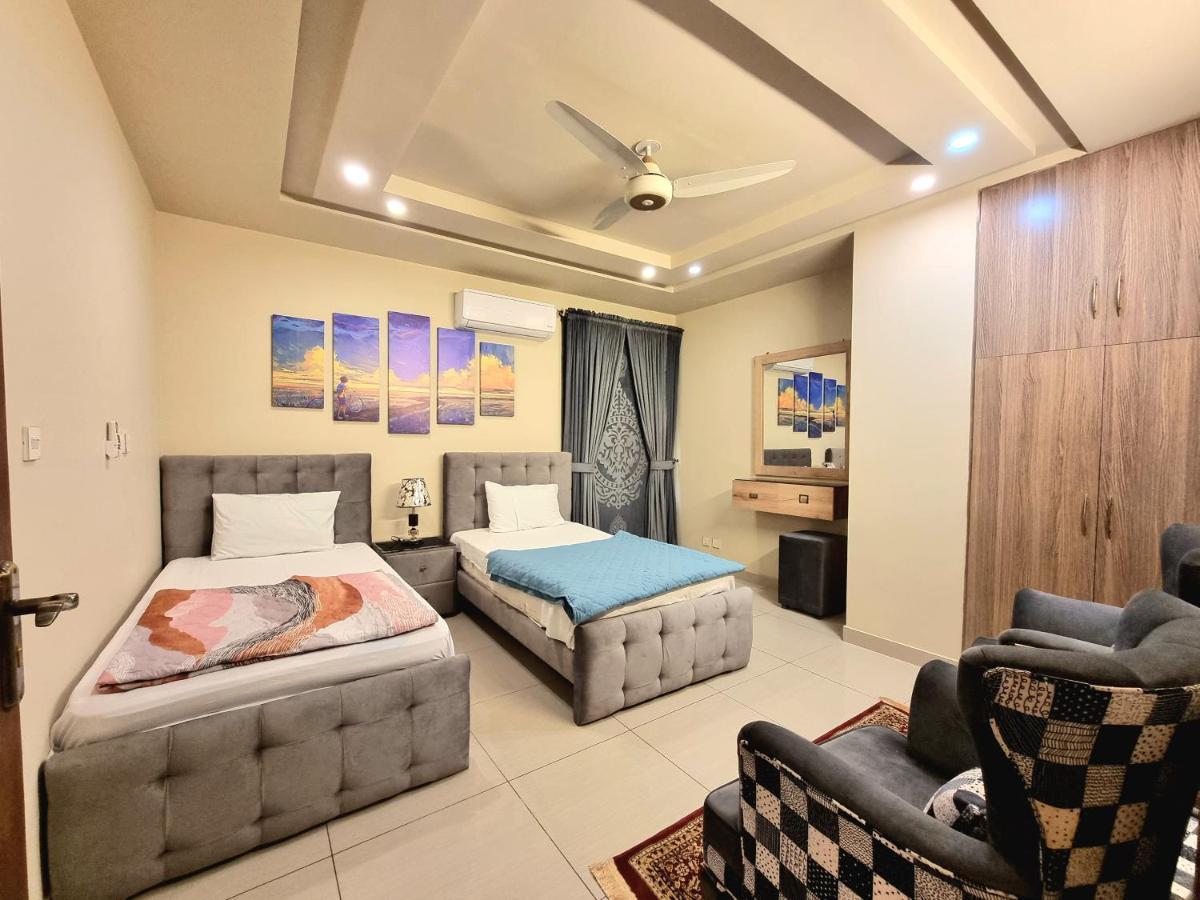 Luxurious Landing Apartments & Suites Bahria Town 라왈핀디 외부 사진