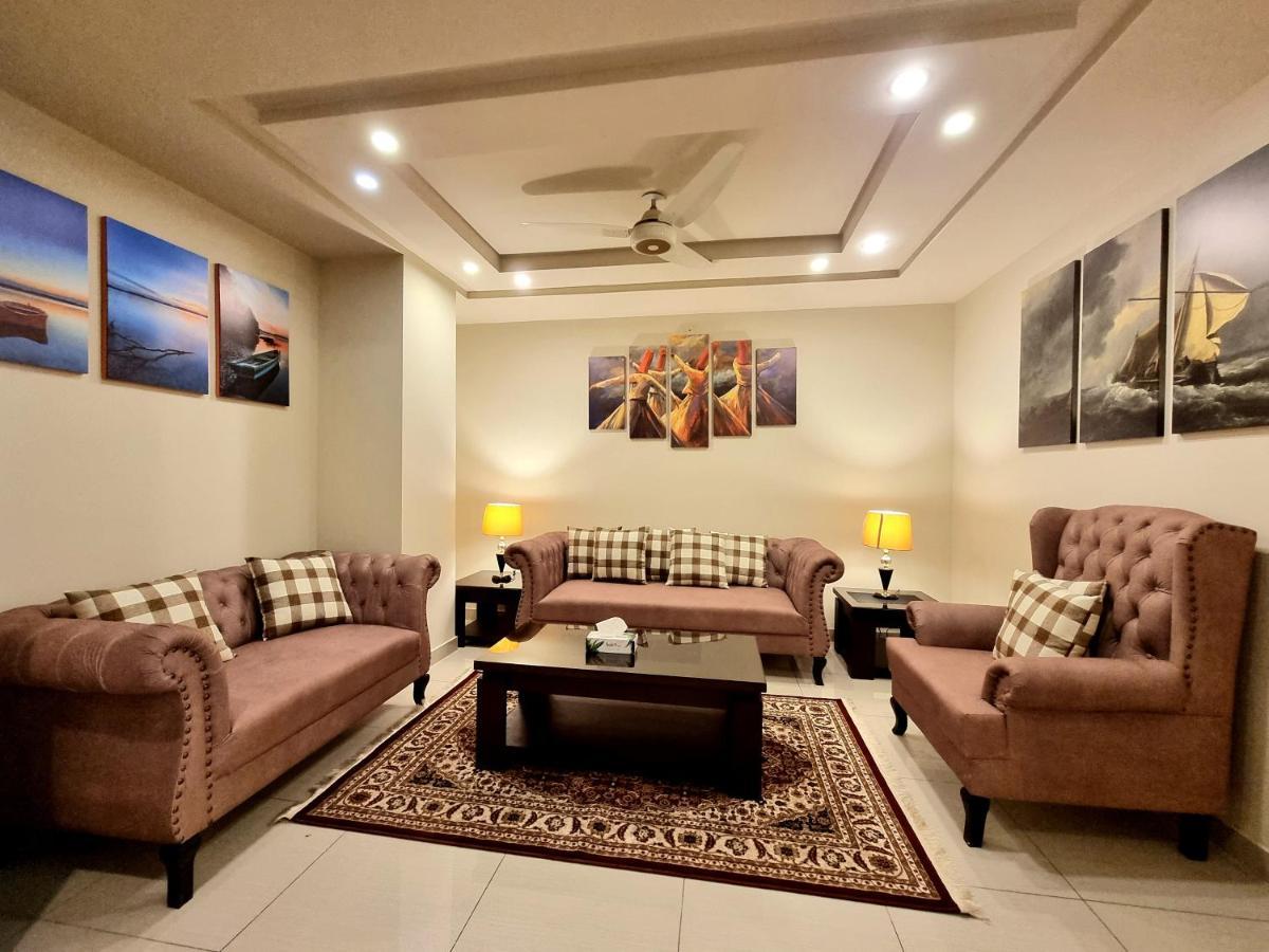 Luxurious Landing Apartments & Suites Bahria Town 라왈핀디 외부 사진